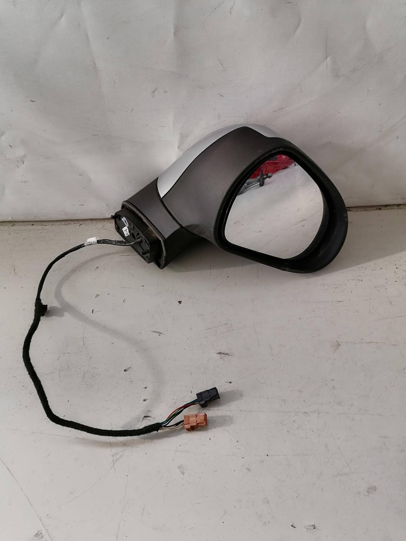 Retrovisore est. dx.